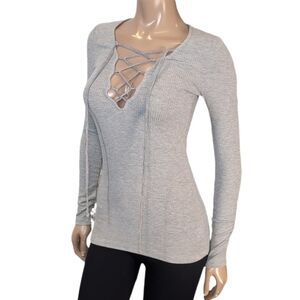 3/$20 UK2LA Ribbed Lace Up Long Sleeve Top Grey Womens Size XS Fitted Low Vneck
